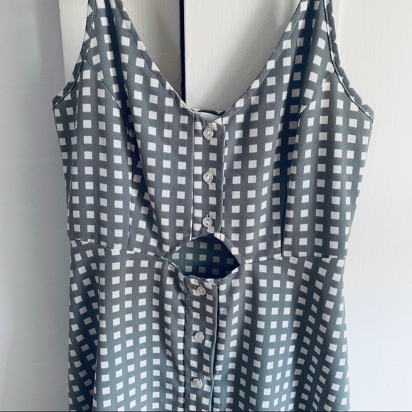 Oh My Love Grid Midi Dress - Picture 2 of 5